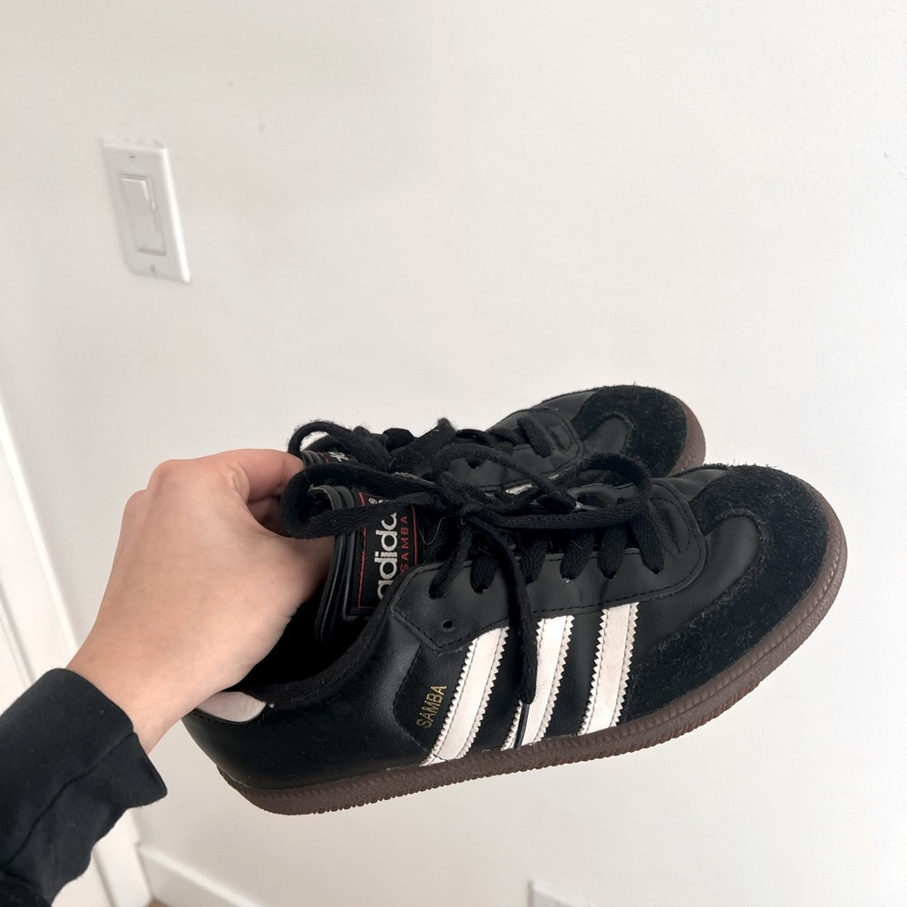 new listing  - black adidas samba size 6 women